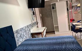 STUDIO 203 | WIFI 600MB | RESIDENCIAL JC, um lugar para ficar.